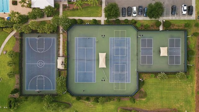 7533 LANTERN PARK AVENUE, Apollo Beach, FL 33572