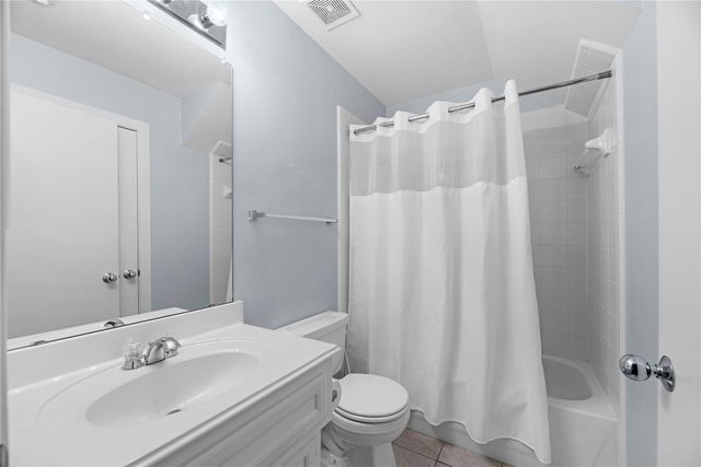 1712 Bevis Street, Houston, TX 77008