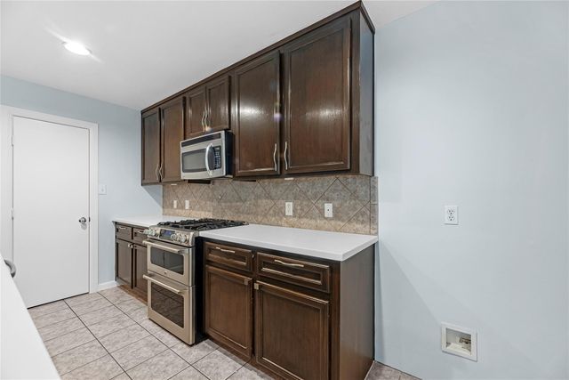 1712 Bevis Street, Houston, TX 77008