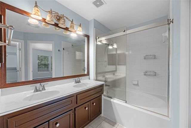 1712 Bevis Street, Houston, TX 77008