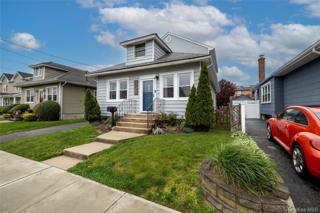 3016 Roxbury Road, Oceanside, NY 11572
