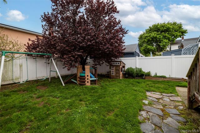 3016 Roxbury Road, Oceanside, NY 11572