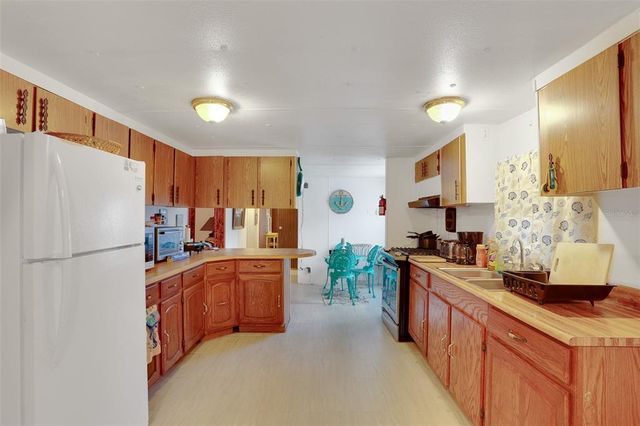 7629 NE 111TH PLACE, Gainesville, FL 32609