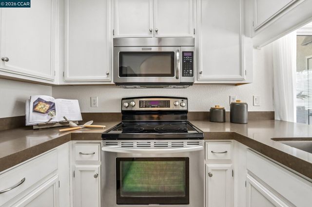 108 Arbor Way, Milpitas, CA 95035