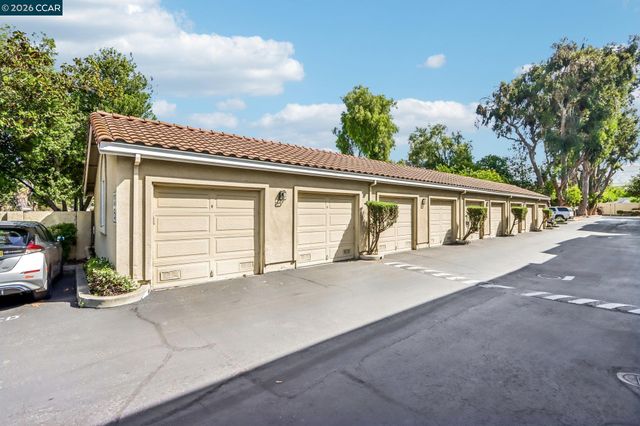 108 Arbor Way, Milpitas, CA 95035