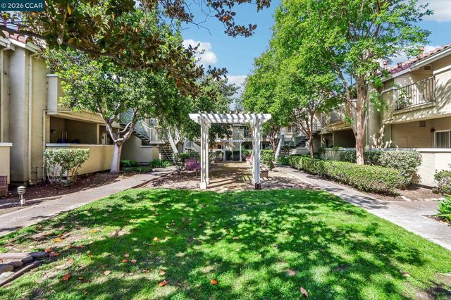 108 Arbor Way, Milpitas, CA 95035