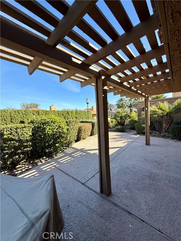 44299 Capri Court, Palm Desert, CA 92260