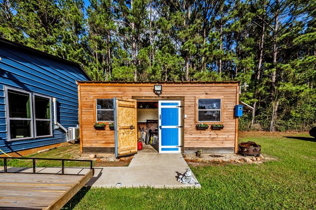 1587 County Road 1105, Crockett, TX 75835