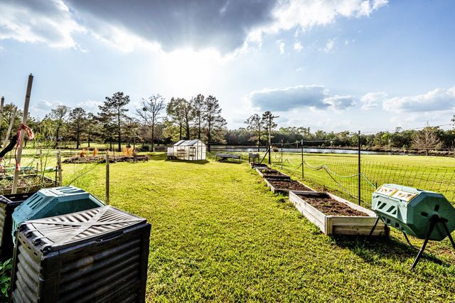 1587 County Road 1105, Crockett, TX 75835