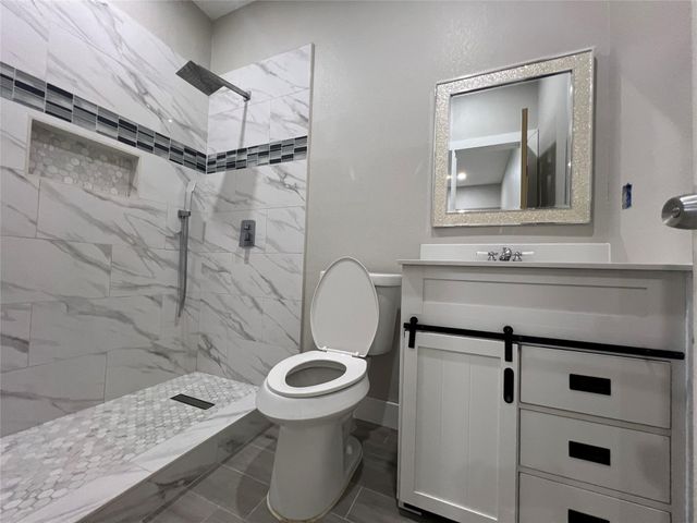 1243 Road 5263, Cleveland, TX 77327