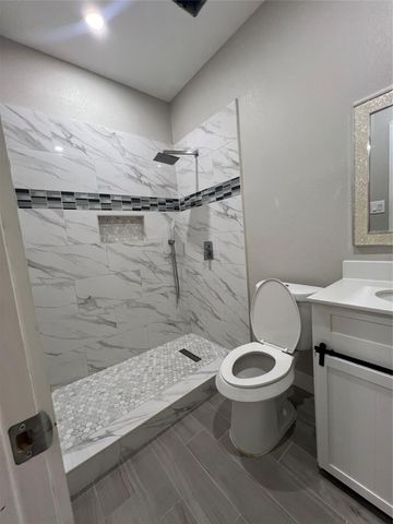 1243 Road 5263, Cleveland, TX 77327