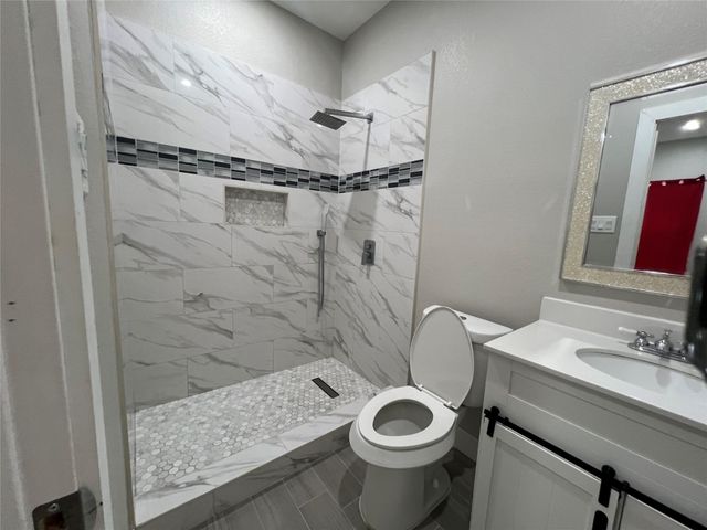 1243 Road 5263, Cleveland, TX 77327