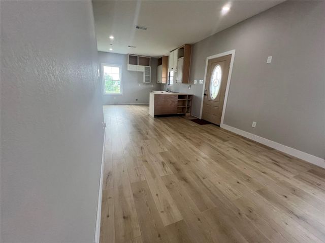 1243 Road 5263, Cleveland, TX 77327