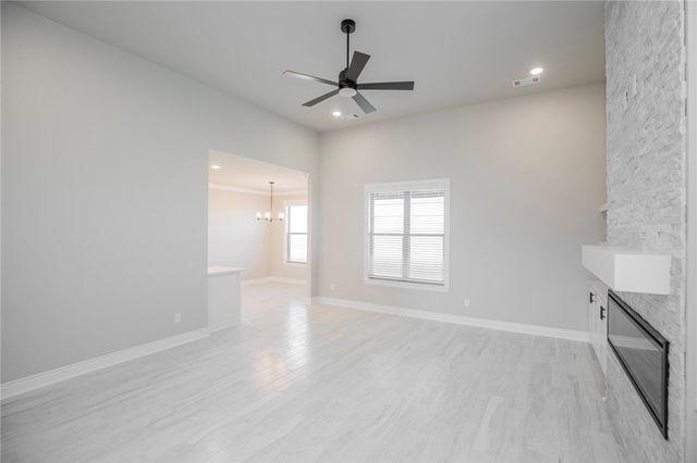 6800 SW Orange Avenue, Bentonville, AR 72713