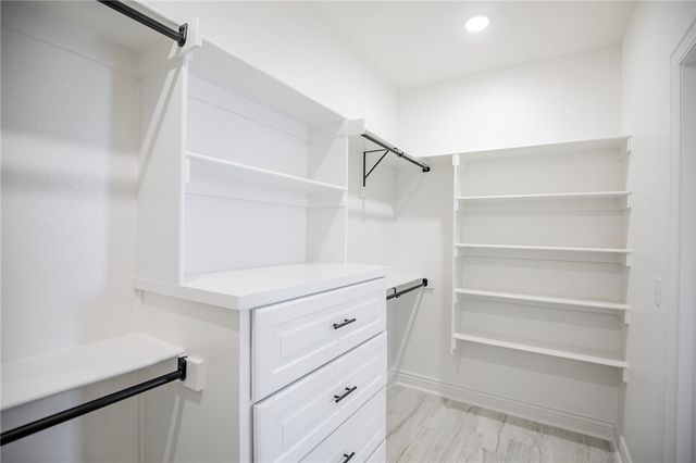 6800 SW Orange Avenue, Bentonville, AR 72713