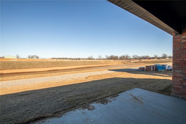 6800 SW Orange Avenue, Bentonville, AR 72713