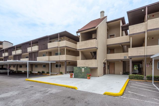 1241 S MARTIN LUTHER KING JR AVENUE 302, Clearwater, FL 33756