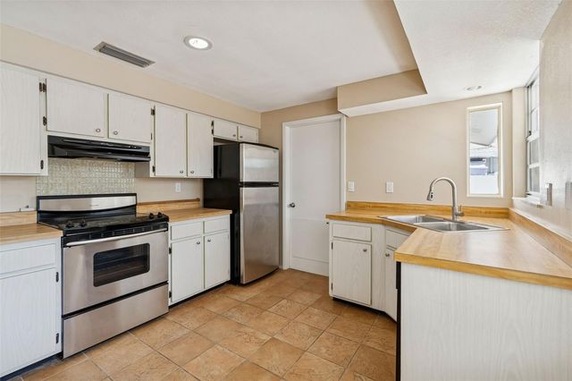 6419 1ST AVENUE W, Bradenton, FL 34209