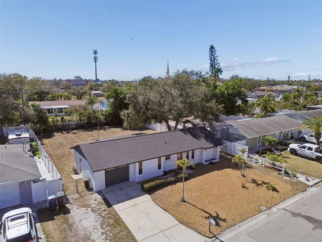 6419 1ST AVENUE W, Bradenton, FL 34209