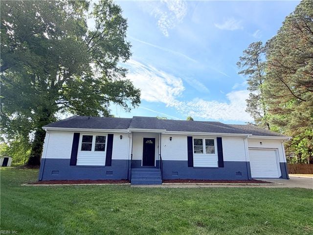 4 Edith Key ST, Hampton, VA 23666
