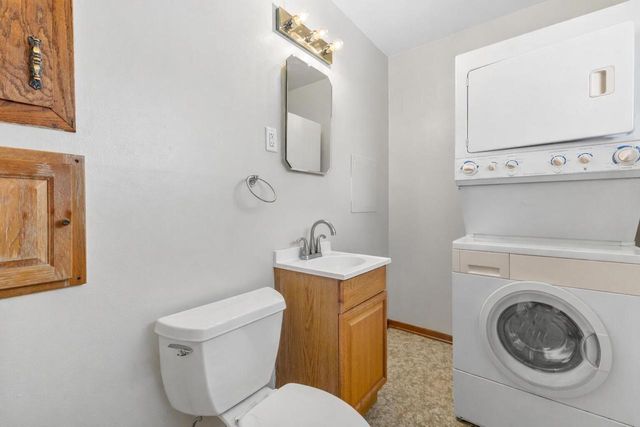 5944 S Swift AVENUE, Cudahy, WI 53110