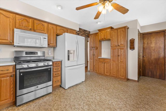 5944 S Swift AVENUE, Cudahy, WI 53110