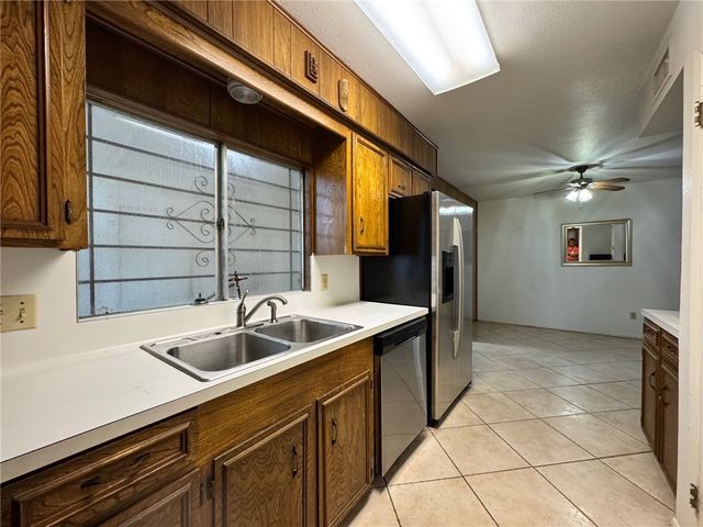 4021 O'Grady Dr, Corpus Christi, TX 78413