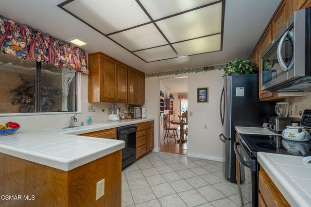 44142 Village 44, Camarillo, CA 93012