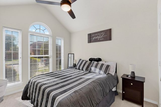 805 Kathryn Drive, Lewisville, TX 75067