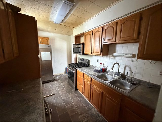 467 Reno St, Rochester, PA 15074