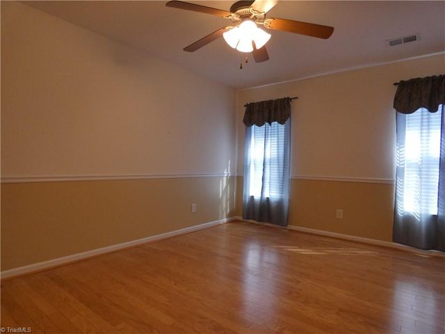 309 Locksley Court, Thomasville, NC 27360