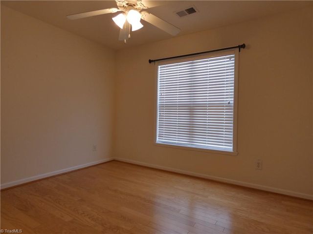 309 Locksley Court, Thomasville, NC 27360