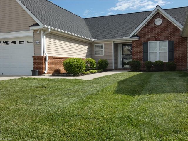 309 Locksley Court, Thomasville, NC 27360