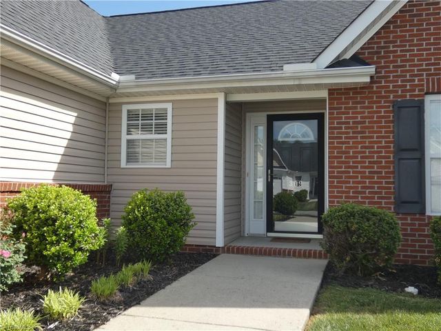 309 Locksley Court, Thomasville, NC 27360