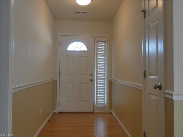 309 Locksley Court, Thomasville, NC 27360