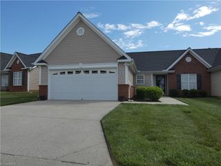 309 Locksley Court, Thomasville, NC 27360