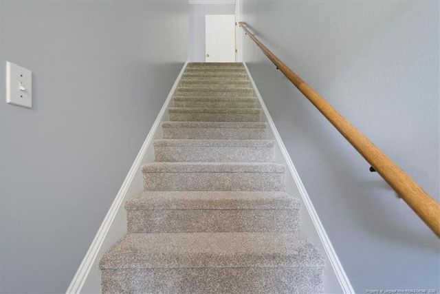 205 Woodland Drive, Raeford, NC 28376