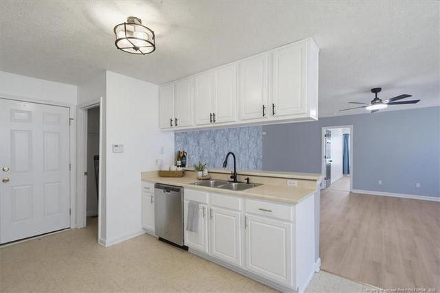 205 Woodland Drive, Raeford, NC 28376