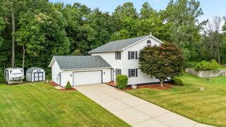 2688 N Van Gogh Drive, La Porte, IN 46350