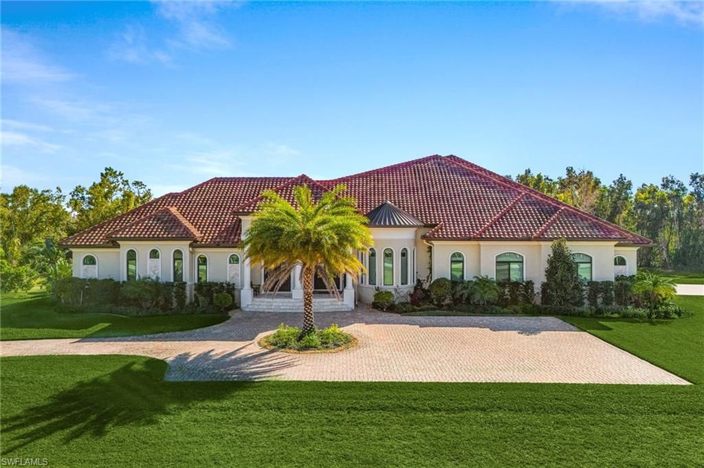 8250 Penzance BLVD, FORT MYERS, FL 33912 — exterior