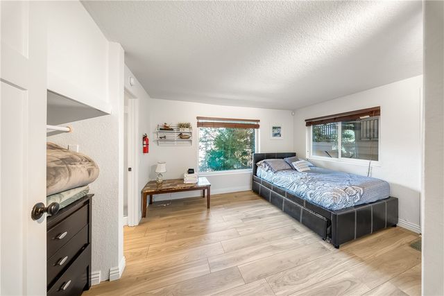 24375 Zurich Drive, Crestline, CA 92325