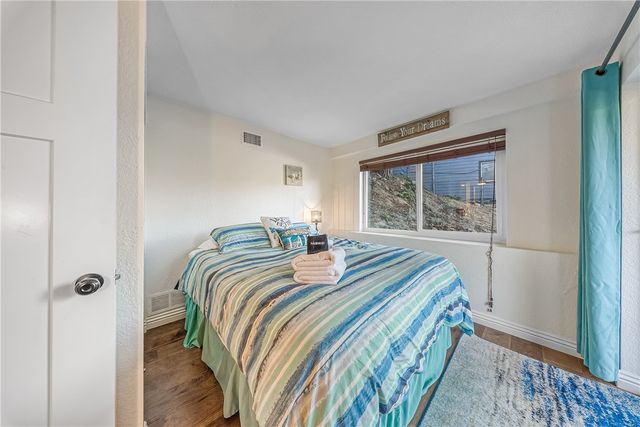 24375 Zurich Drive, Crestline, CA 92325