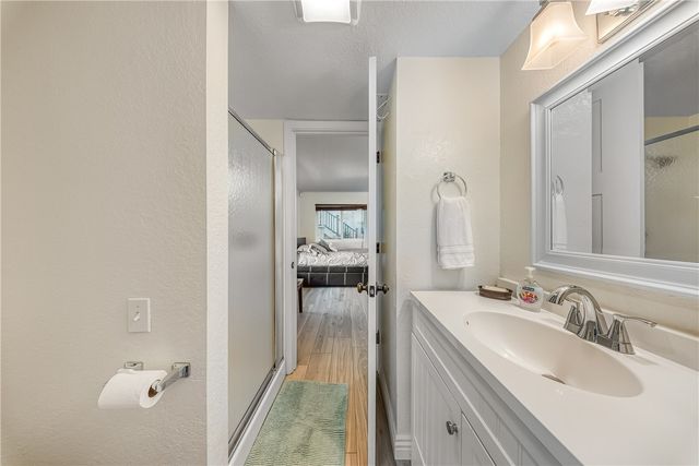 24375 Zurich Drive, Crestline, CA 92325