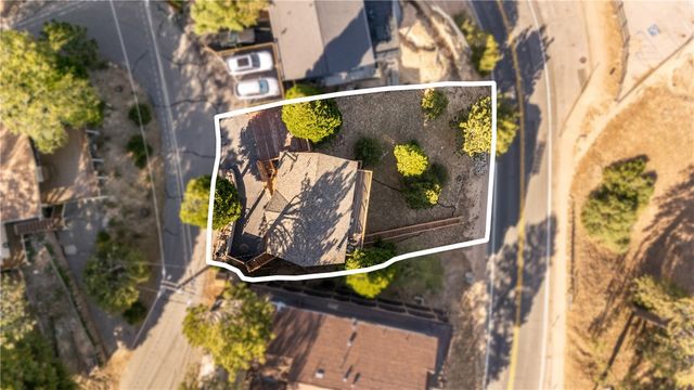 24375 Zurich Drive, Crestline, CA 92325
