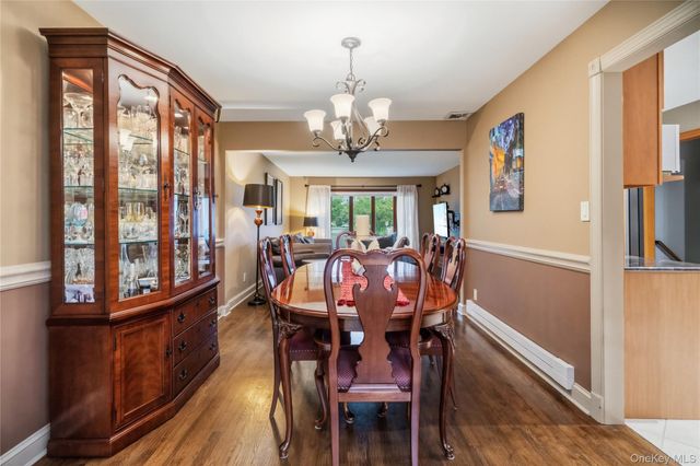 118 Chester Avenue, Massapequa Park, NY 11762