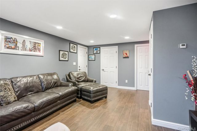 118 Chester Avenue, Massapequa Park, NY 11762