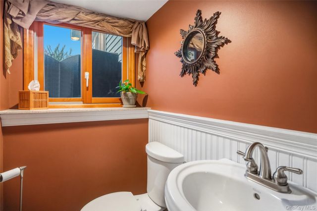 118 Chester Avenue, Massapequa Park, NY 11762