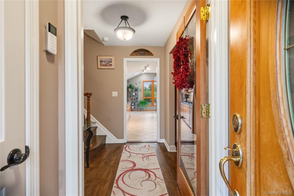 118 Chester Avenue, Massapequa Park, NY 11762 — photo 3