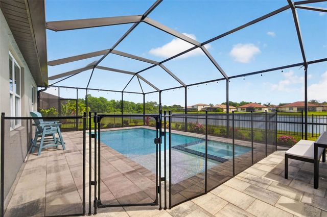 3709 SAVANNA PALMS COURT, Bradenton, FL 34211