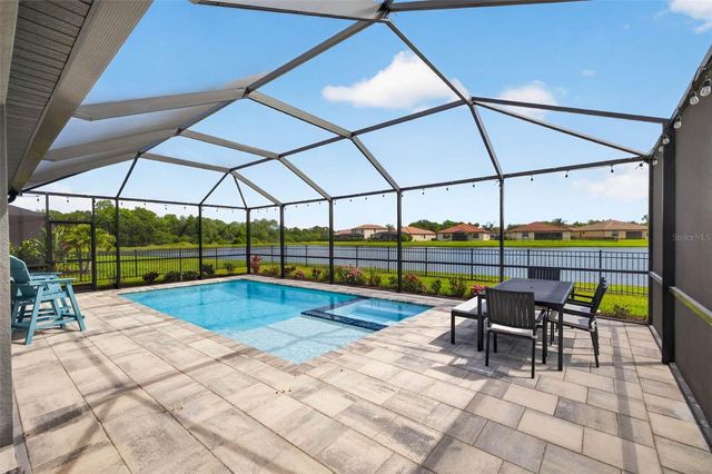 3709 SAVANNA PALMS COURT, Bradenton, FL 34211